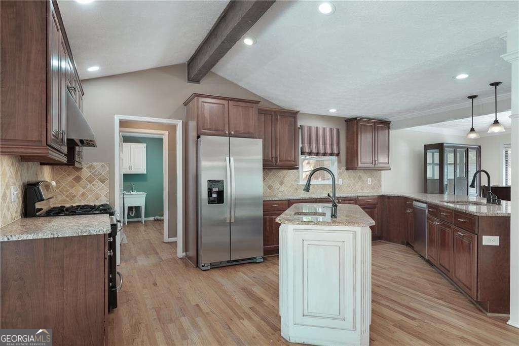 3370 Indian Hills Drive