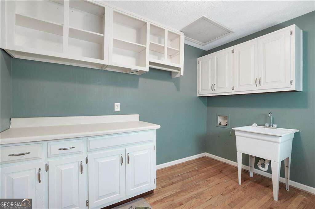 3370 Indian Hills Drive