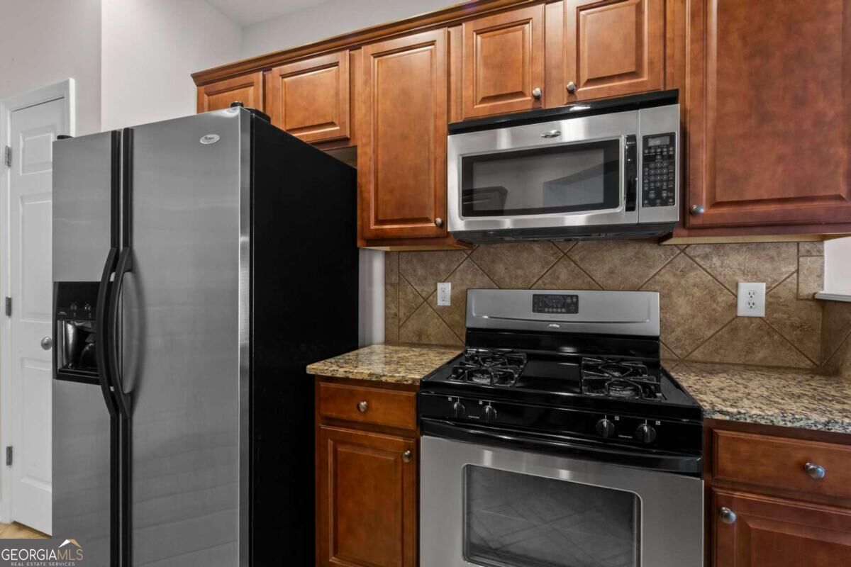 1340 Winshire Cove