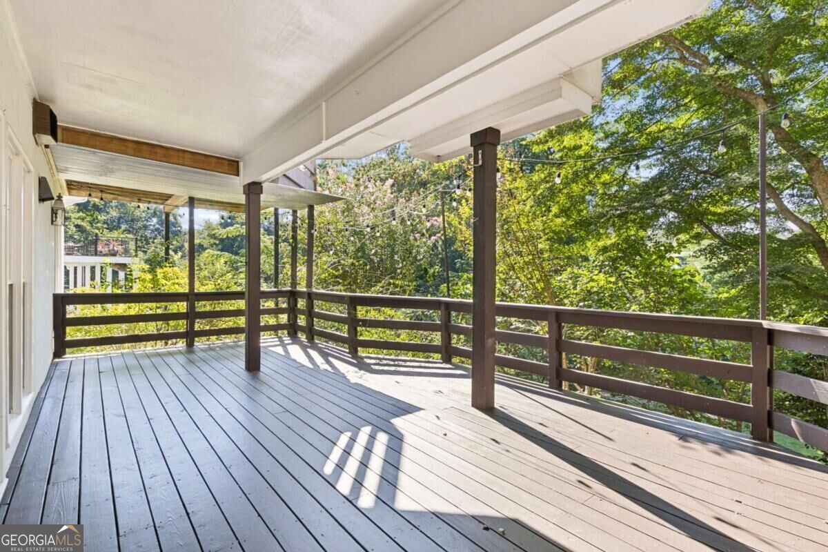 4274 Wieuca Overlook NE
