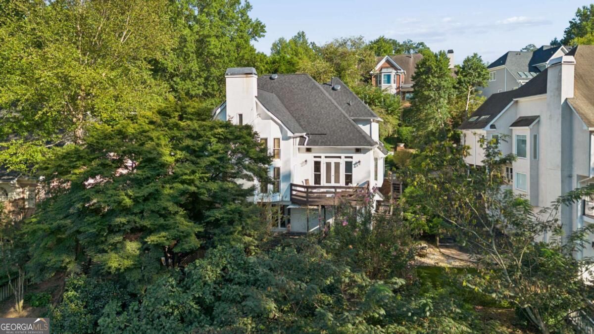 4274 Wieuca Overlook NE