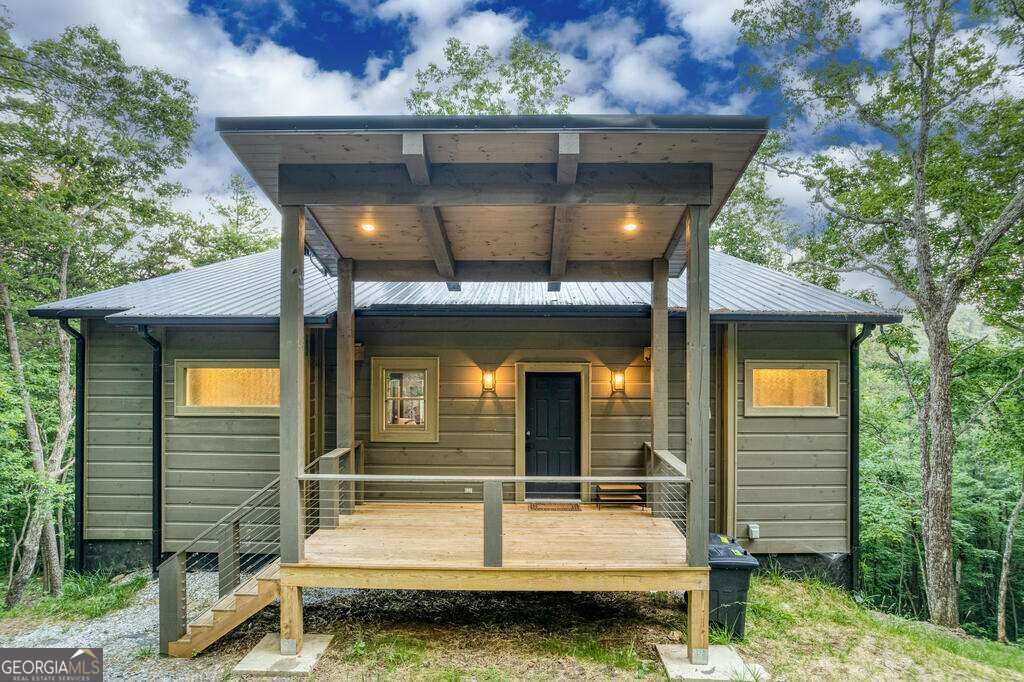 281 Raintree Bend