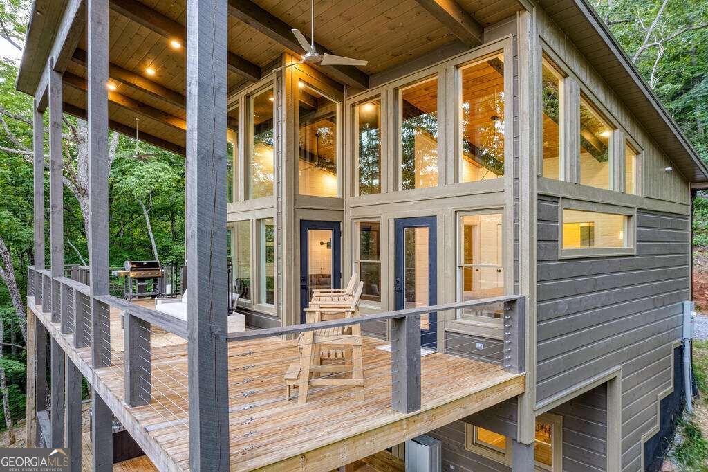 281 Raintree Bend