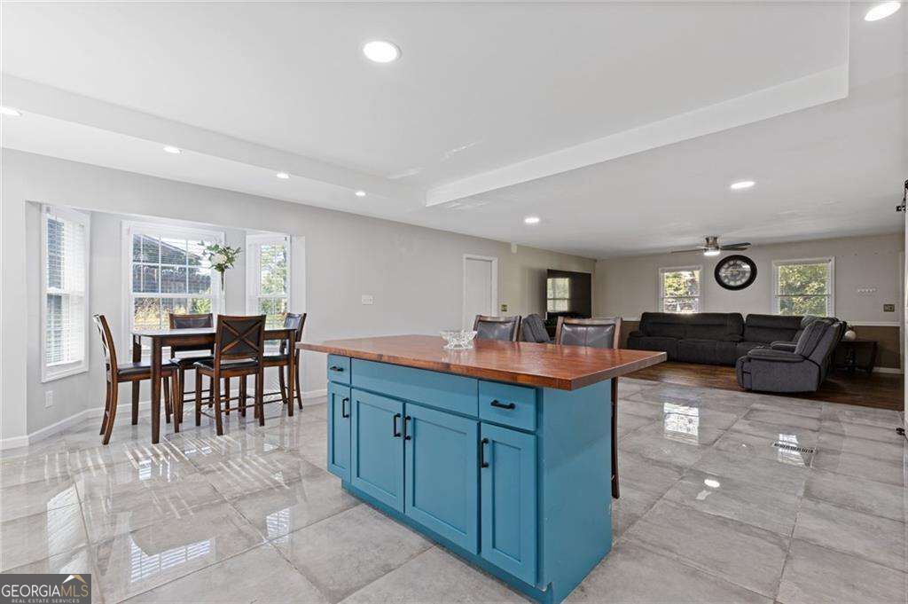 38 Baker Road SE