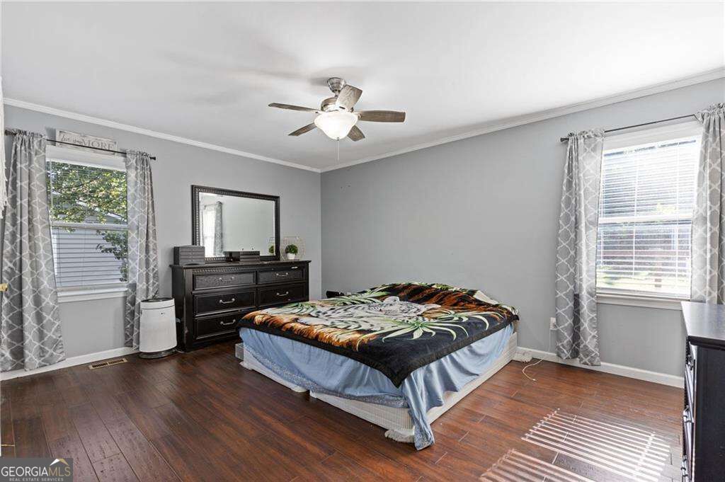 38 Baker Road SE