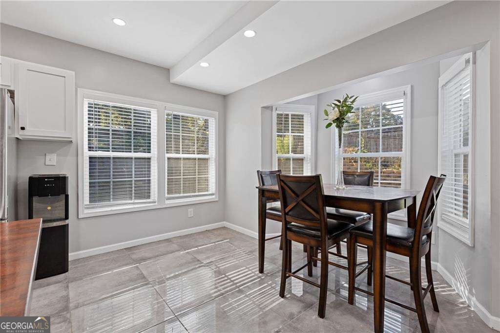 38 Baker Road SE