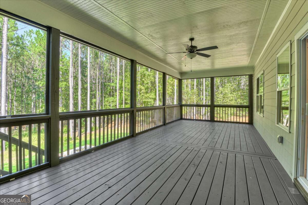 1165 Watersedge Cove