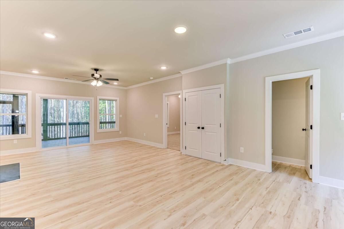 1165 Watersedge Cove