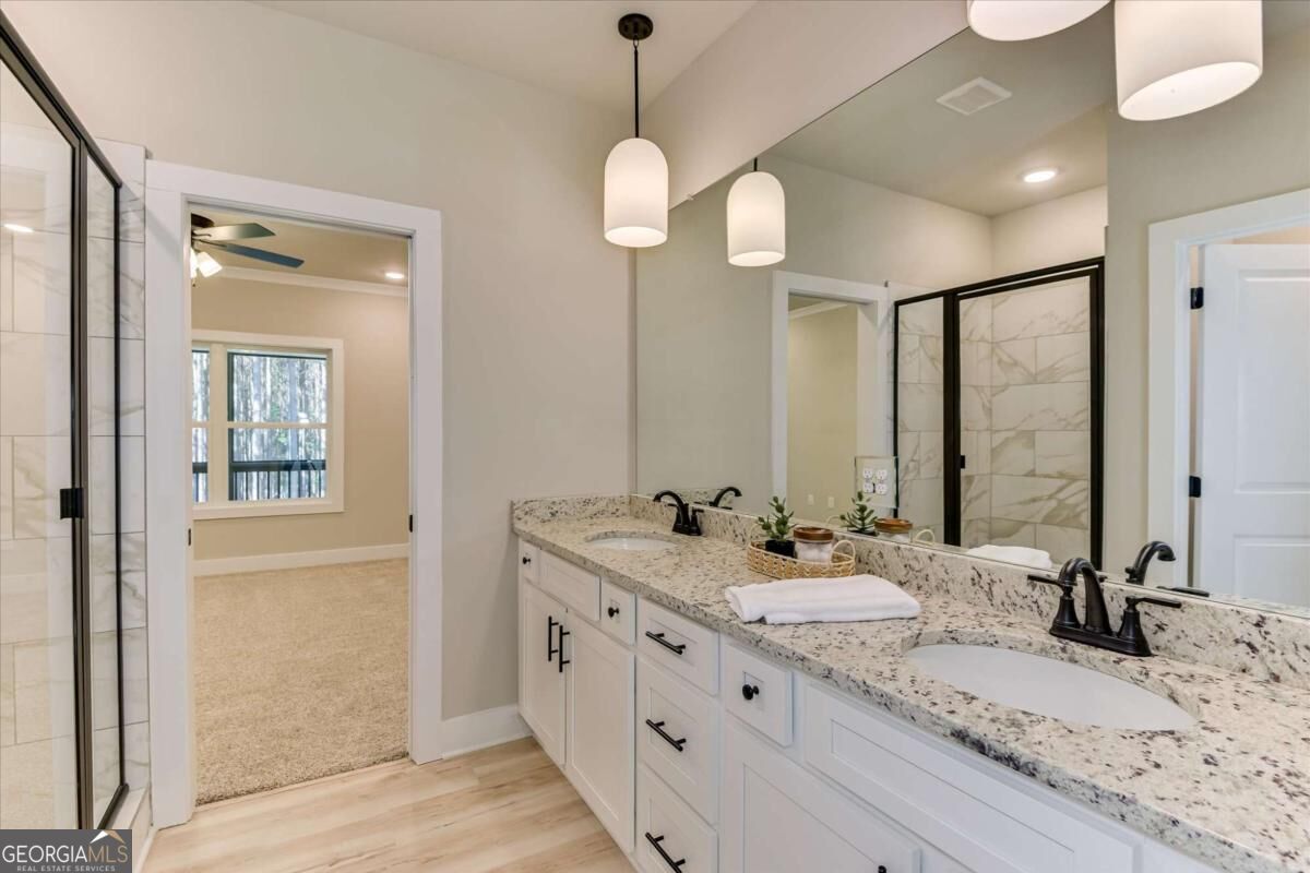 1165 Watersedge Cove