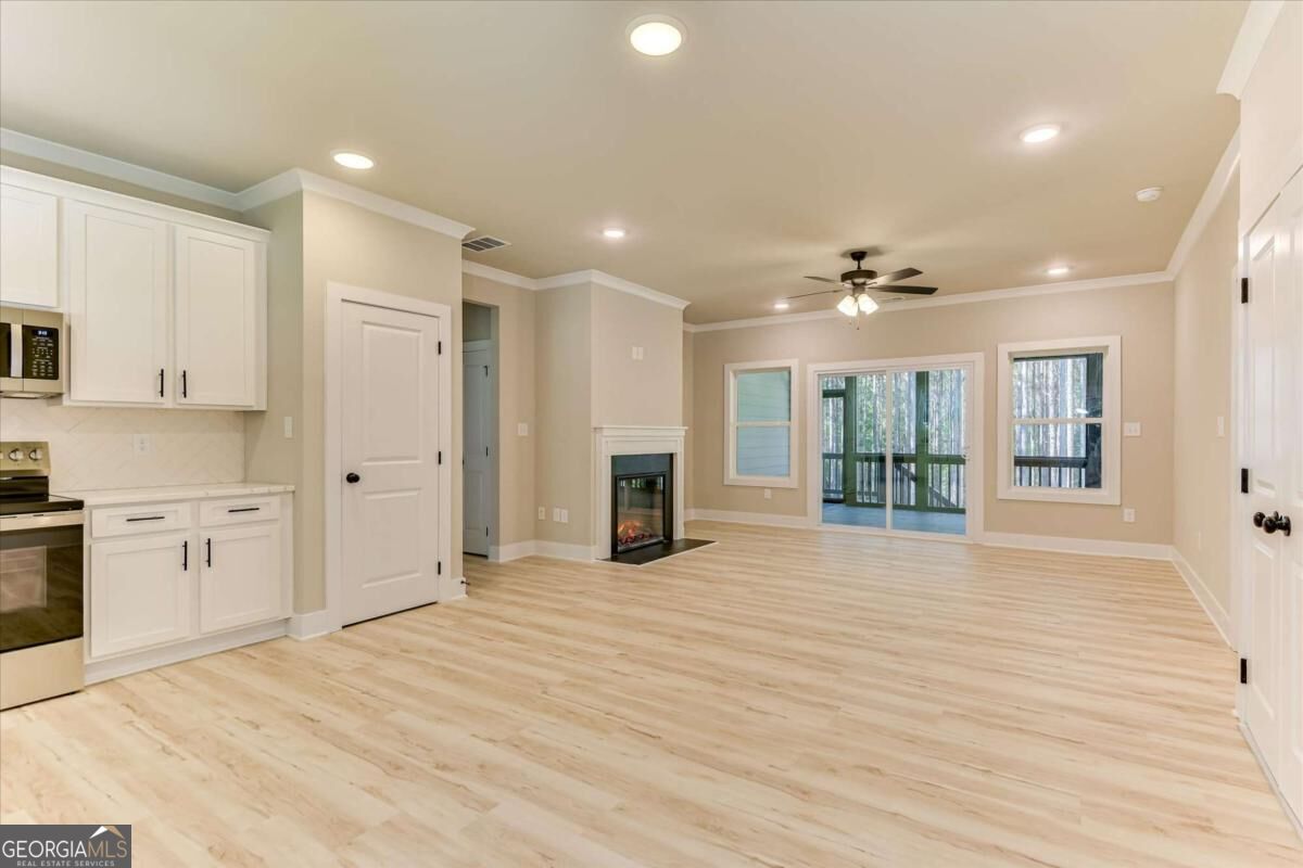 1165 Watersedge Cove