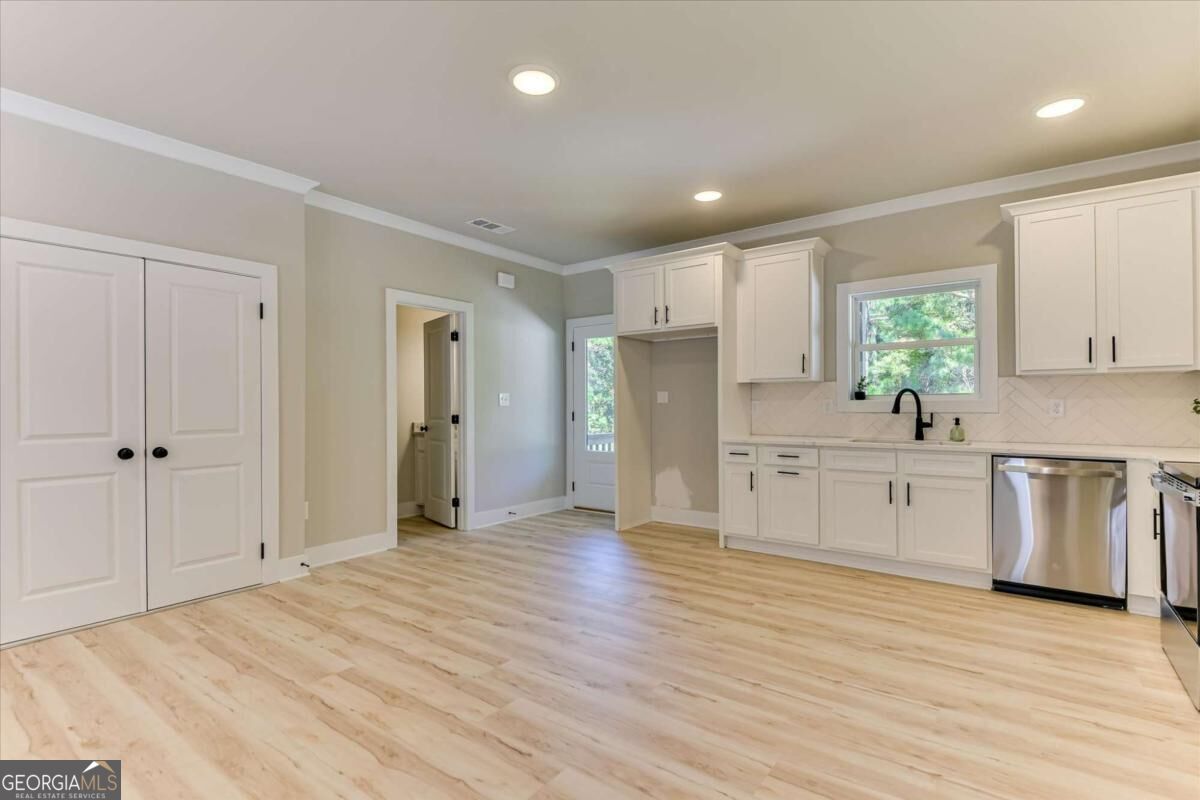 1198 Sunset Cove