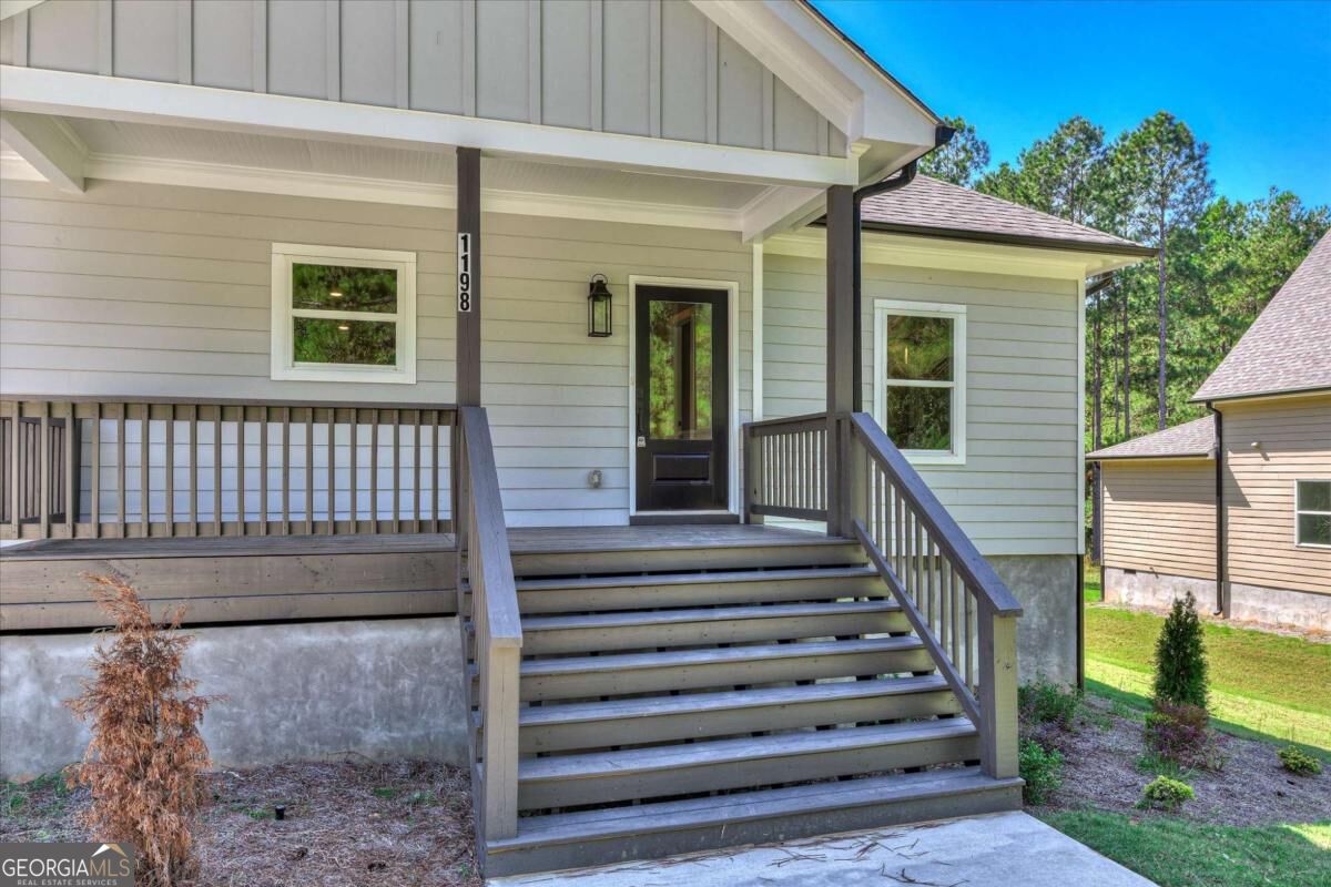1198 Sunset Cove