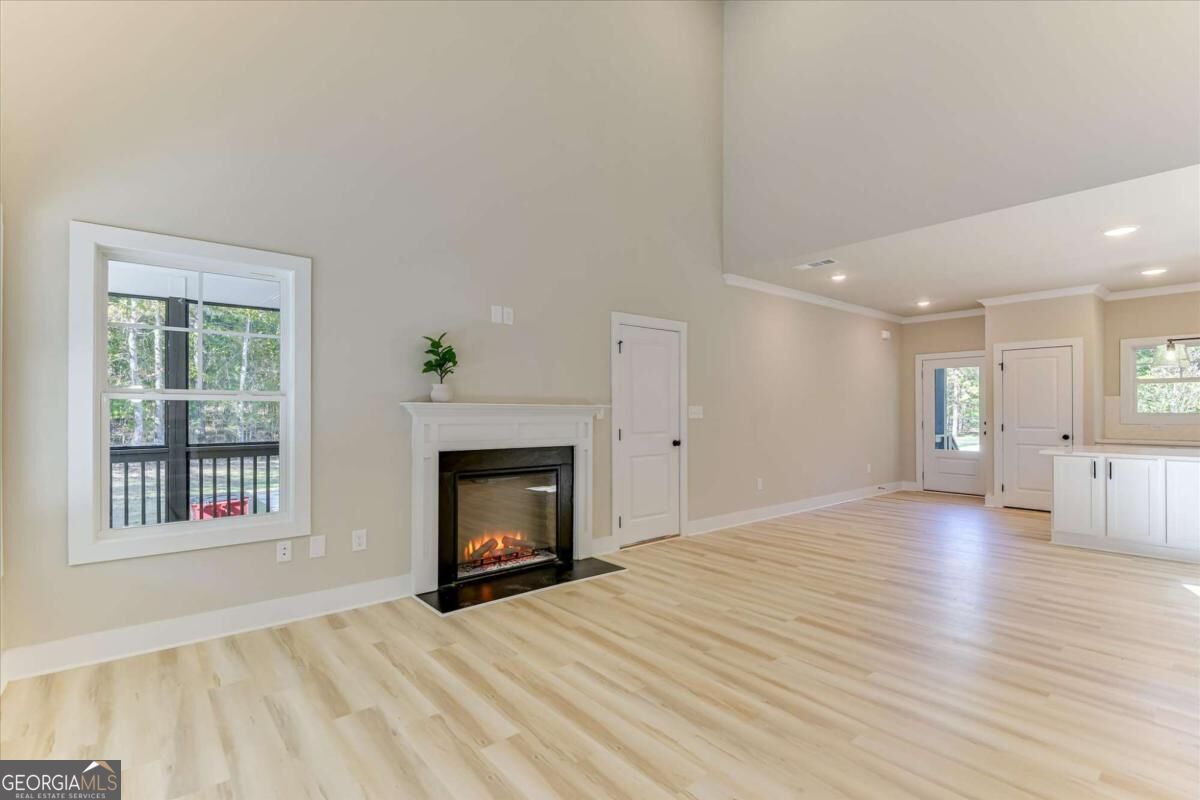 1021 Pointe S