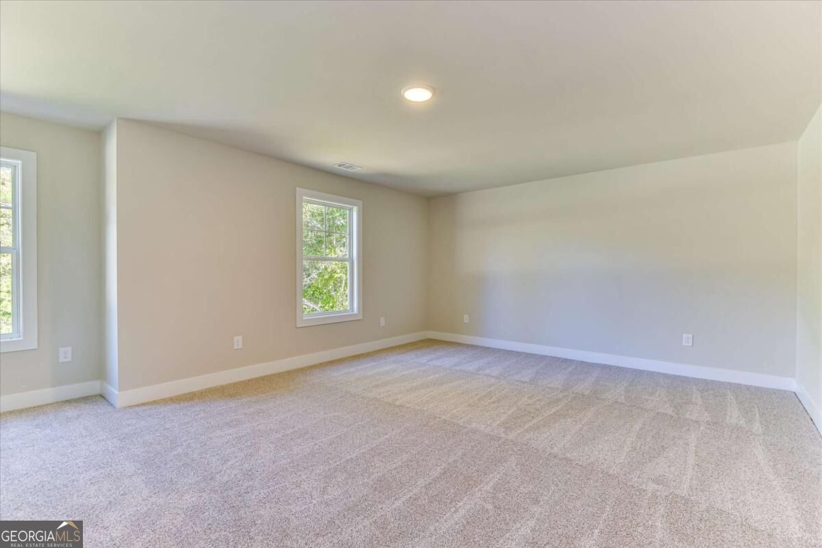 1021 Pointe S