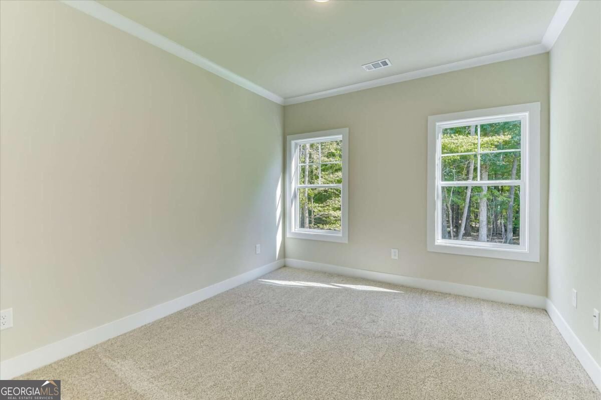 1021 Pointe S