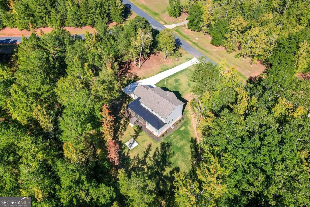 1021 Pointe S