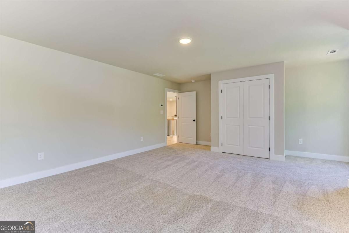 1021 Pointe S