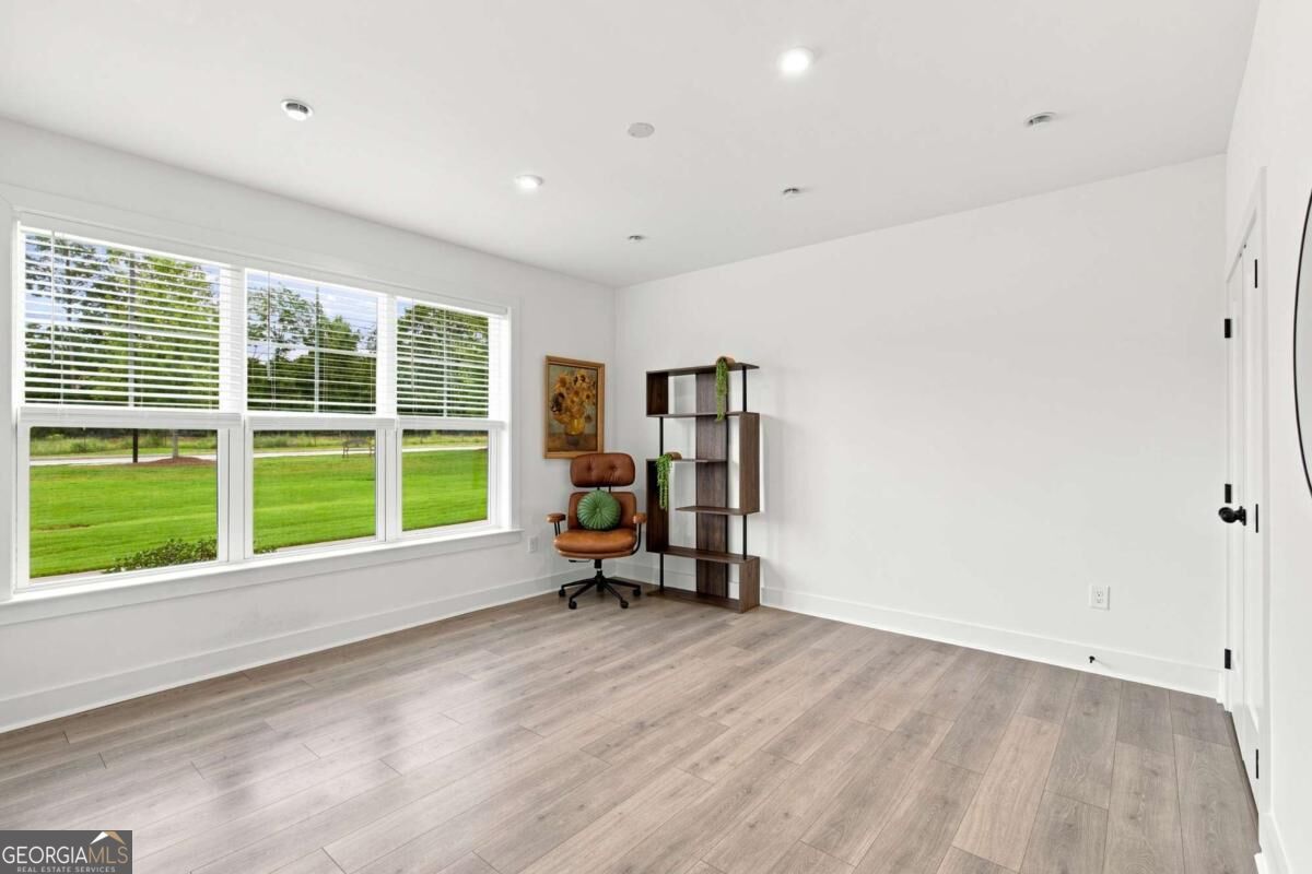 3401 Catalan Alley