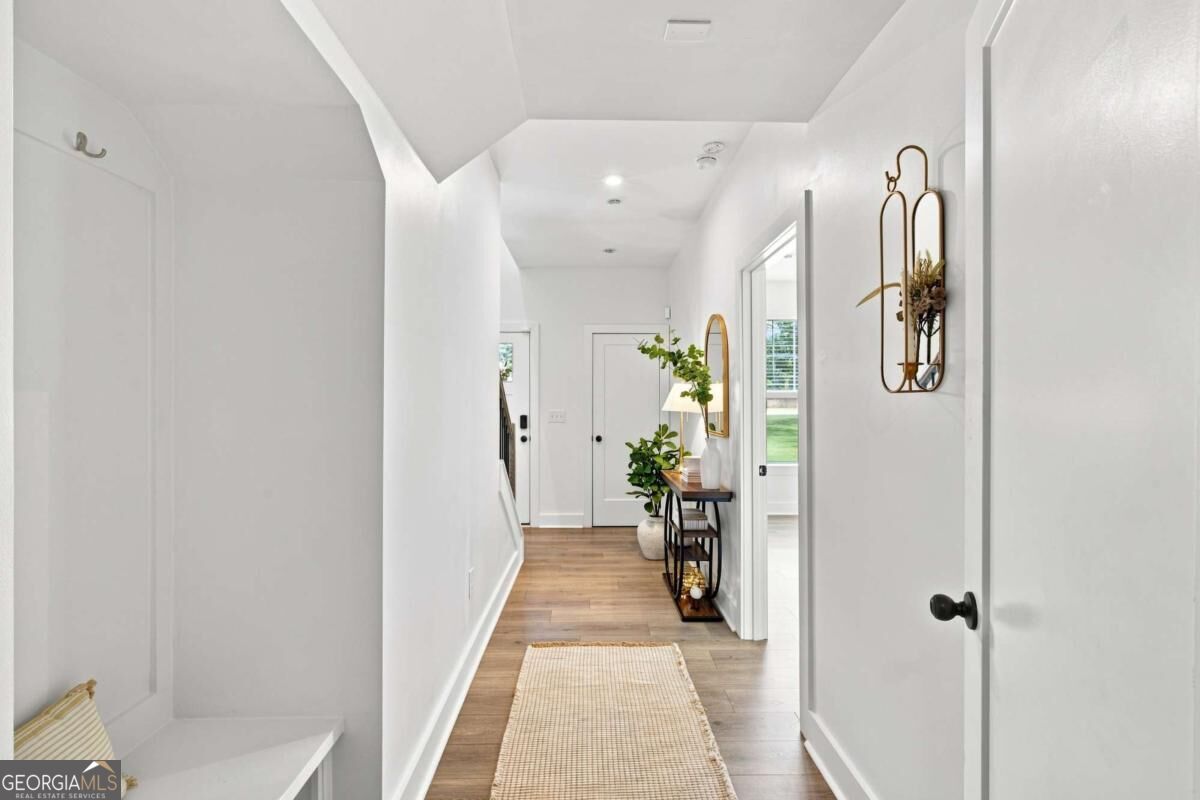 3401 Catalan Alley