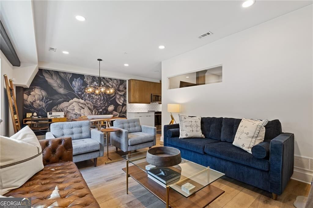 108 Park Place # 112