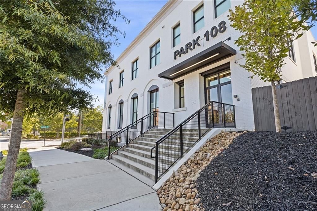 108 Park Place # 112