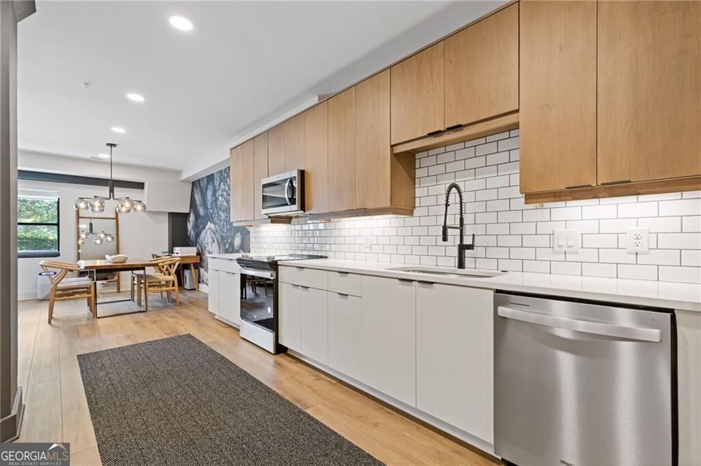 108 Park Place # 112