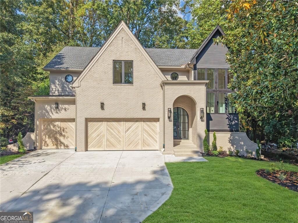 1500 Bates Court NE