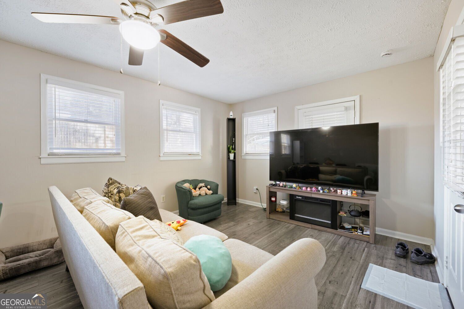 679 Suwanee Court NW
