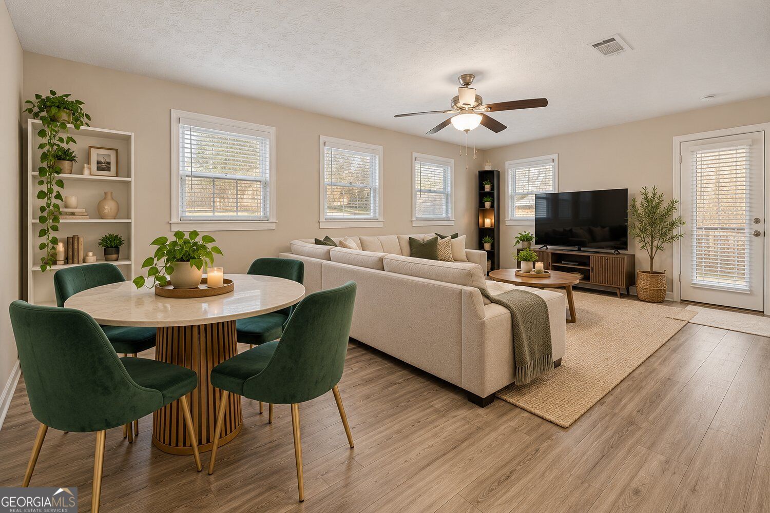 679 Suwanee Court NW