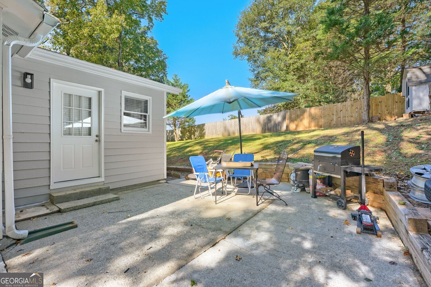 679 Suwanee Court NW