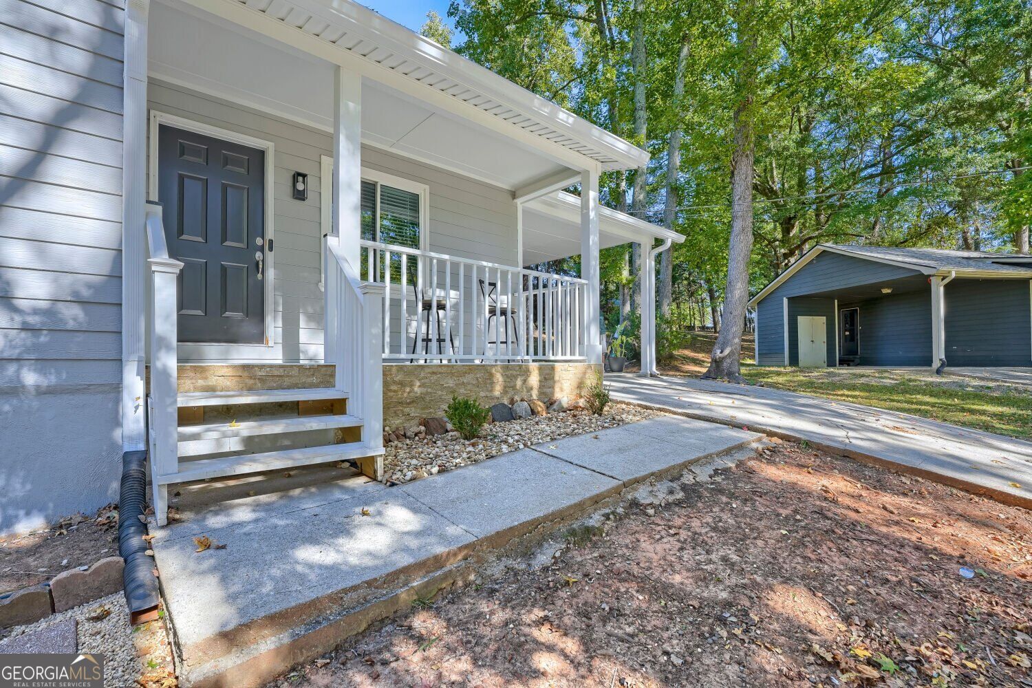 679 Suwanee Court NW