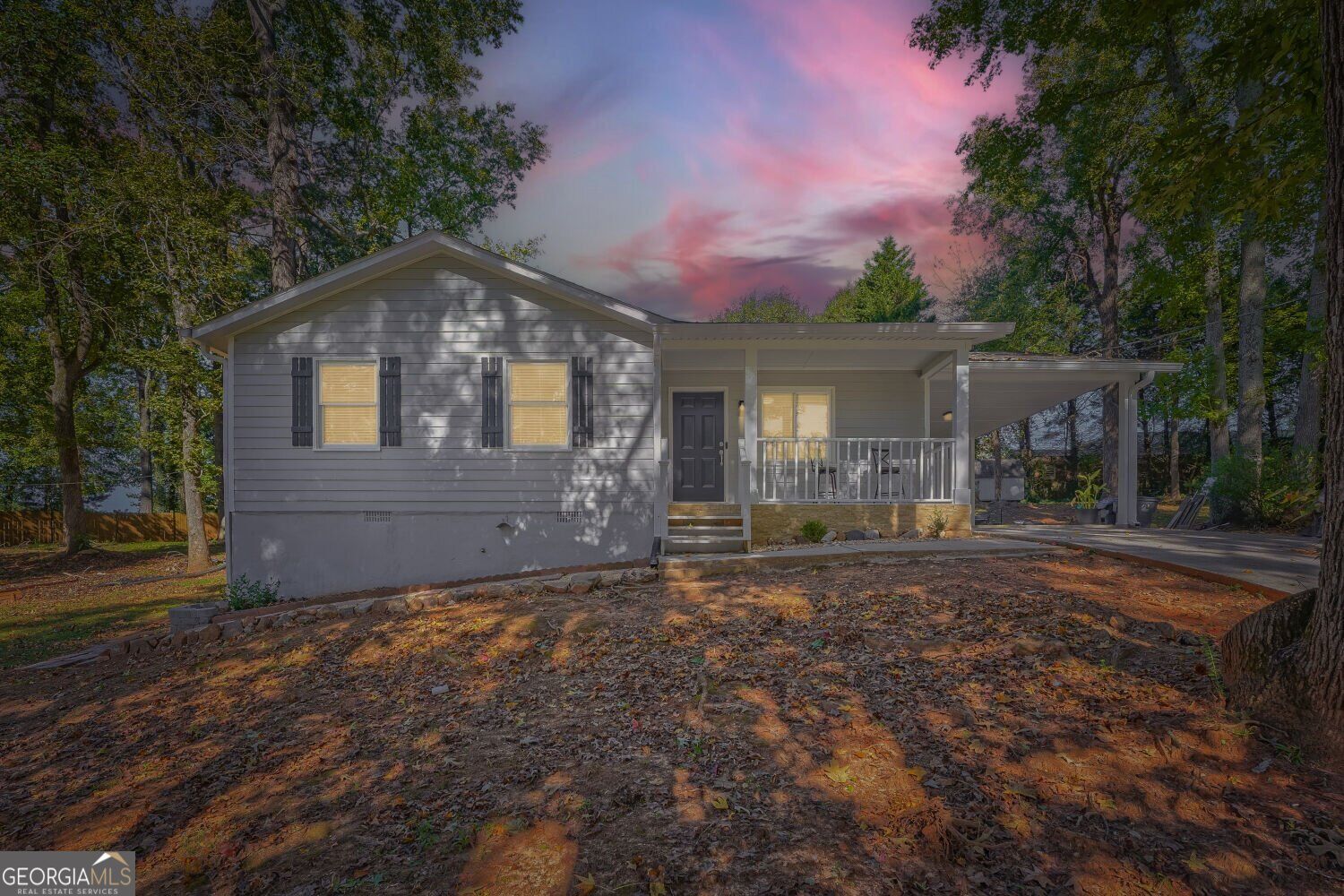 679 Suwanee Court NW