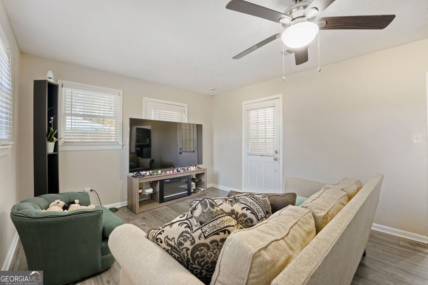 679 Suwanee Court NW