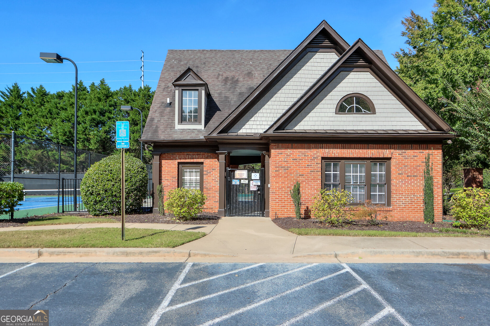 3351 Keenland Road