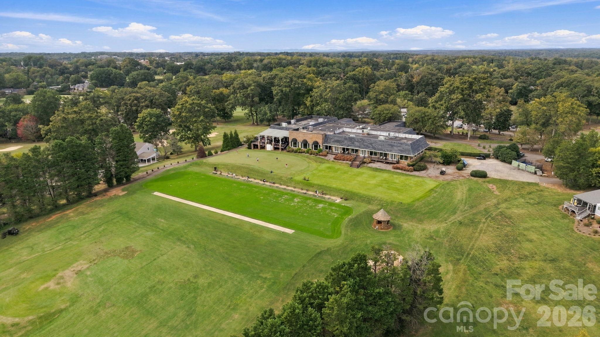 105 N Bermuda Run Drive