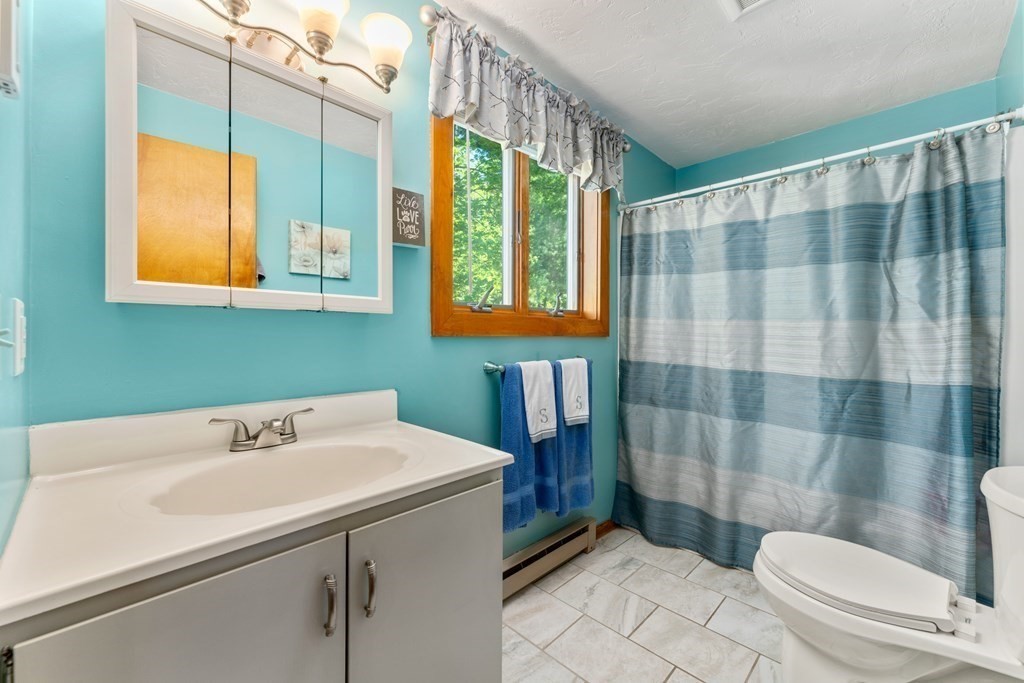 119 Main St Unit: 119