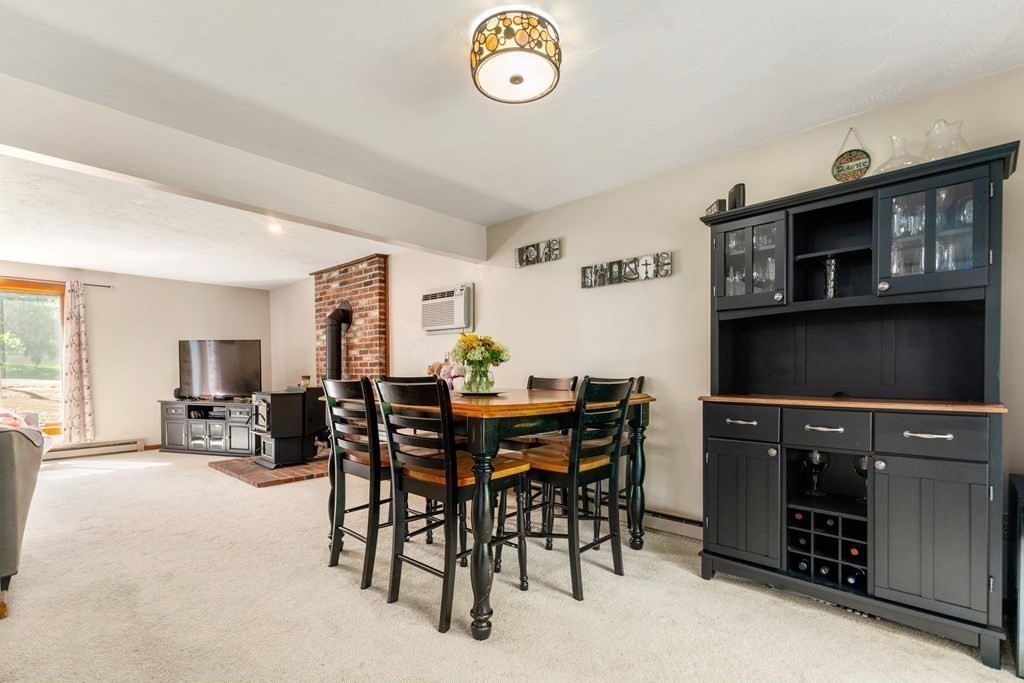 119 Main St Unit: 119