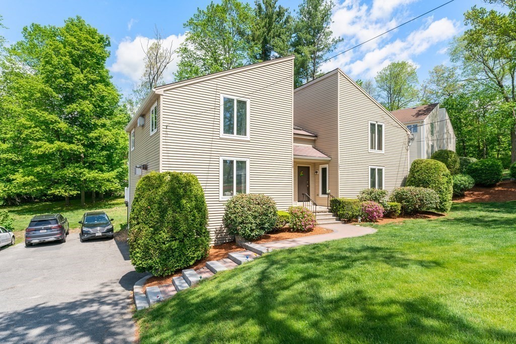 119 Main St Unit: 119