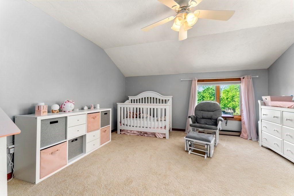 119 Main St Unit: 119