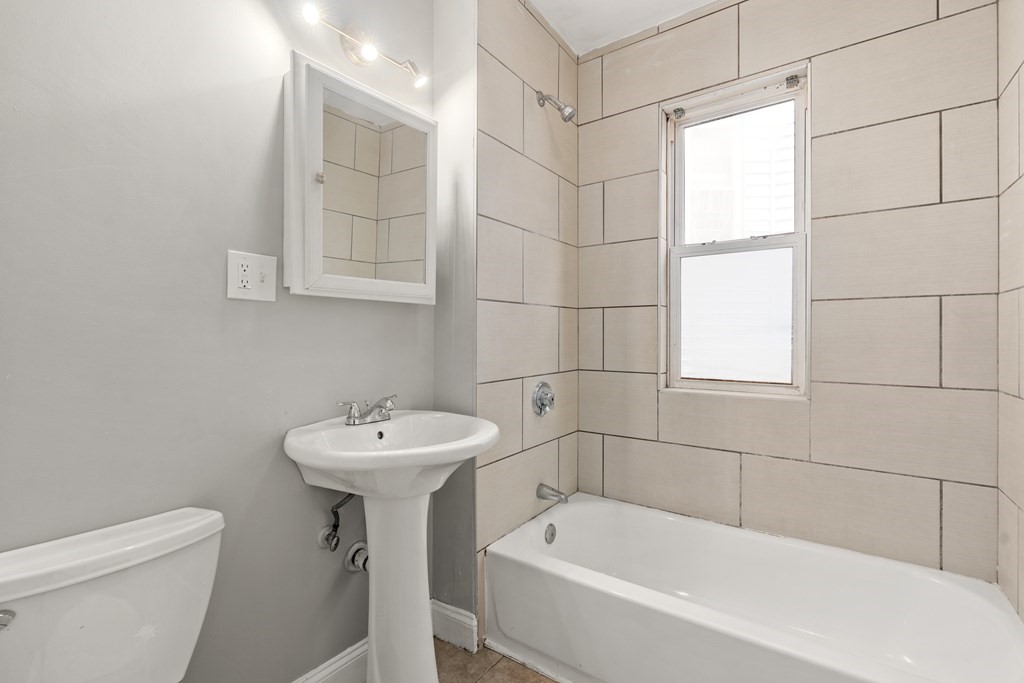 36 Bellevue Street Unit: 2