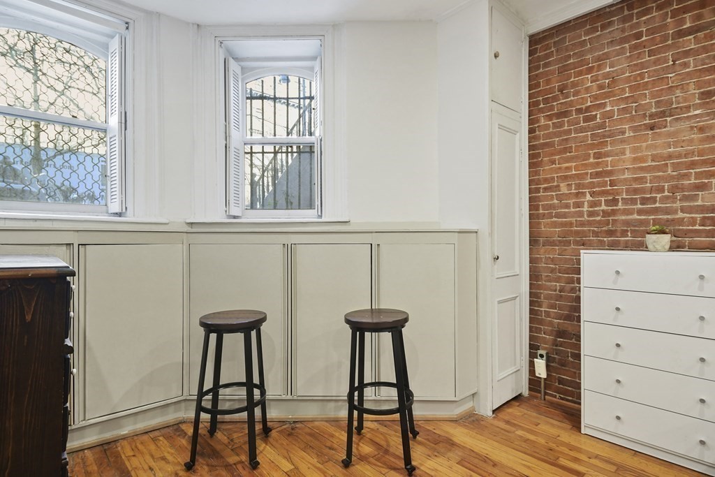 169 Beacon St Unit: B1