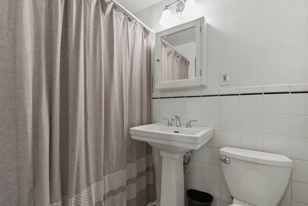 169 Beacon St Unit: B1