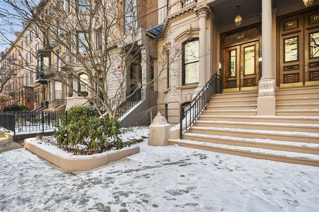 169 Beacon St Unit: B1
