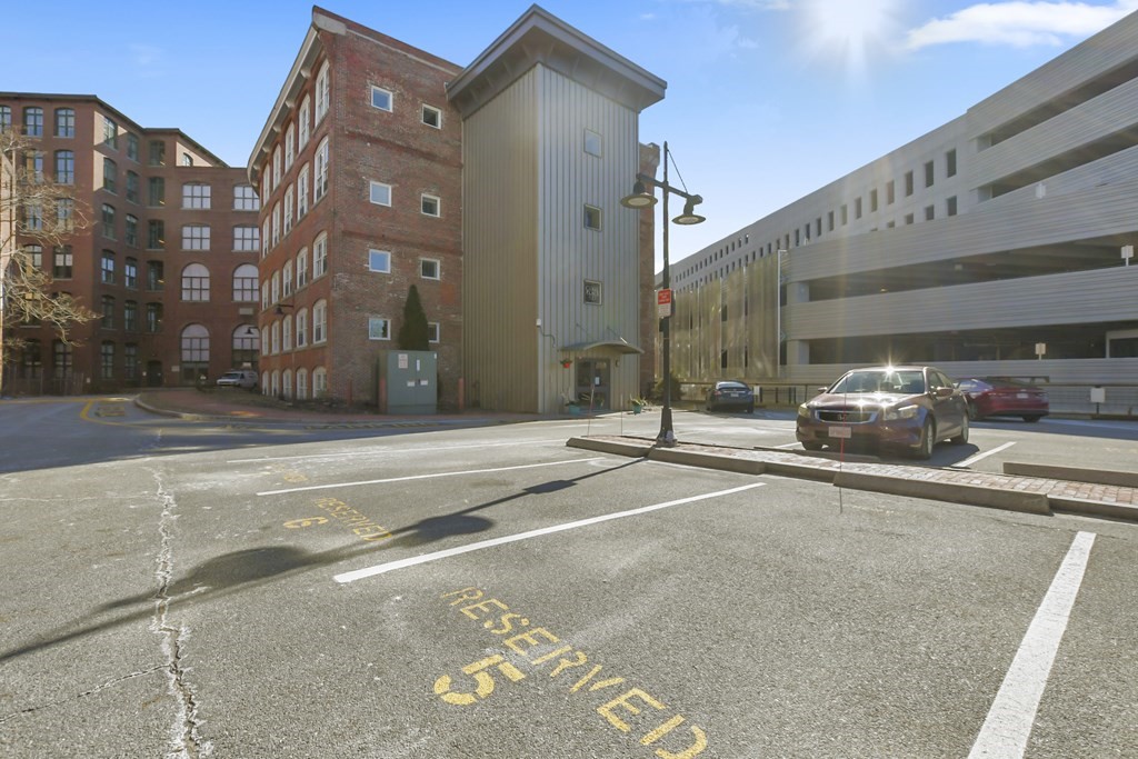 200 Market Unit: 4301