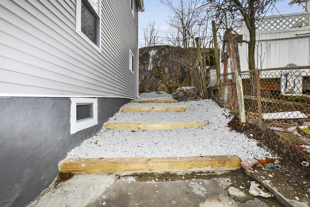 36 High Rock Street Unit: 2