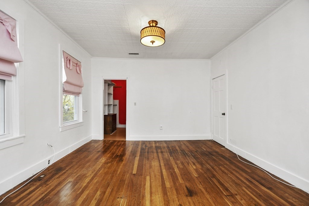 130 Barlett Street Unit: 2