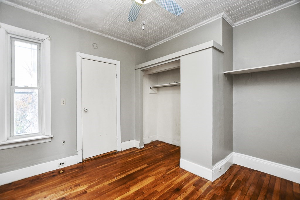 130 Barlett Street Unit: 2