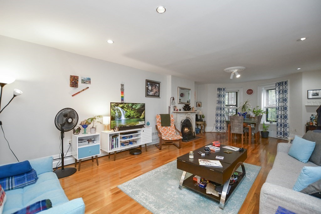 57 E Springfield St Unit: B