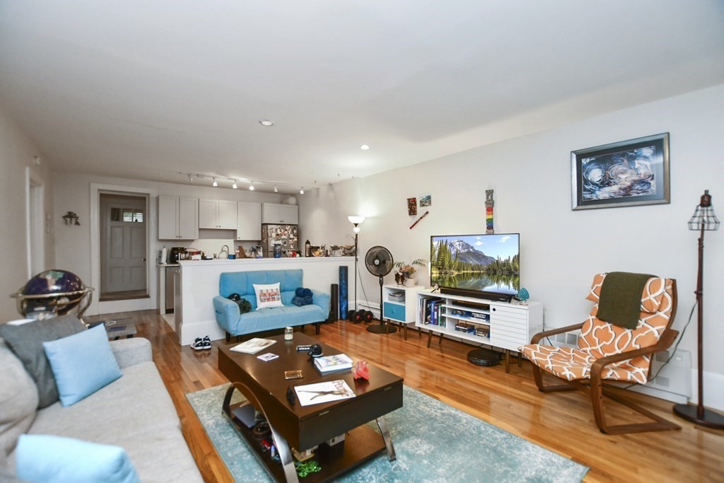 57 E Springfield St Unit: B