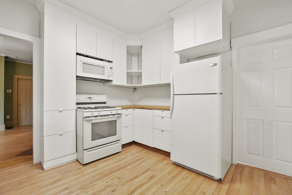 48 Boylston Street Unit: 1